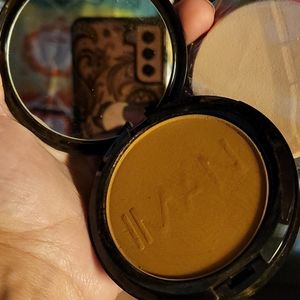 IMAN Second to None Luminous W/D Foundation